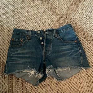 Levis 501 jean short